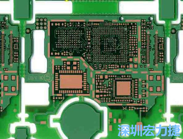 在產品極度要求小型化設計時，可利用HDI板材壓縮主板面積，同時具減輕重量優點。