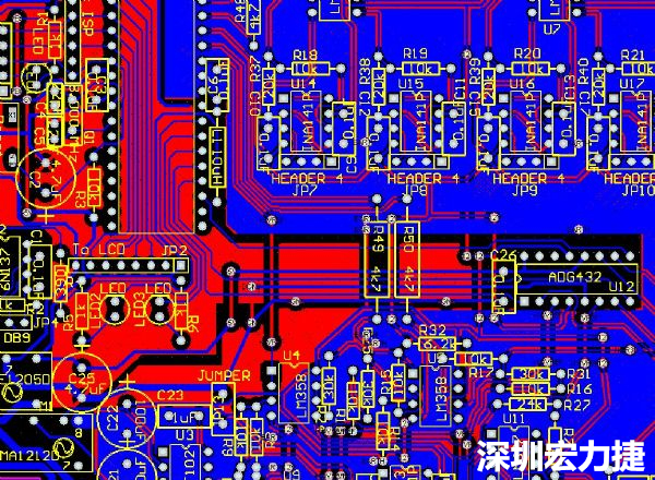 一般產品的PCB設計，多數先決定元件布局，再進行線路連接，于元件位置就先改善干擾問題，再從線路細節(jié)著手改善產品。